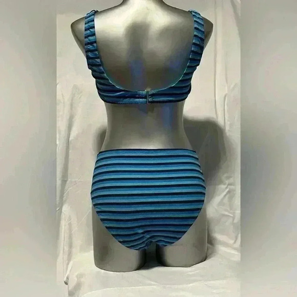 🆕2 Piece Swimsuit, removable pads &  adjustable straps. - Picture 3 of 15